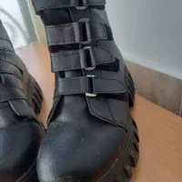 بوت|کیف، کفش، کمربند|ابهر, |دیوار