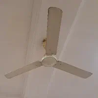 سه عدد پنکه سقفی سالم هر عدد ۲ میلیون تومان