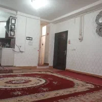یک واحد آپارتمان شش واحدی سر خیابان چهارم شمالی