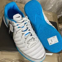 کتونی فوتسال