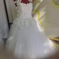 فروش تجهیزات کامل مزون عروس با ۳۰ لباس