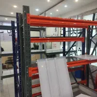 نظر قفسه راک و نیمه سبک
