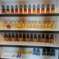 شیشه ارسی ساده و رنگی و طلا کوب مخصوص عطر