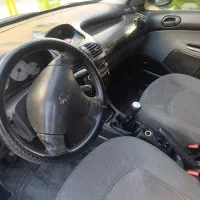 206v8تیپ 5|خودرو سواری و وانت|مرودشت, بیست متری بیمارستان|دیوار