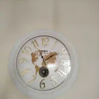 ساعت دیواری