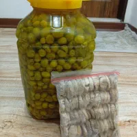 زیتون سنتی طارم و انجیر نرم گوشتی خوشمزه شیریی