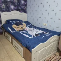 تخت خواب در حد نو ۱۳۰