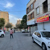 فروش مغازه مسکونی بر سی متری به صورت کلی