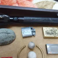 کلکسیون فندک های بنزینی واشاع عطیفه نایاب|کلکسیون اشیاء عتیقه|شیراز, باغ تخت|دیوار