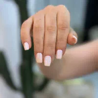 کاشت ناخن