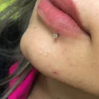 پیرسینگ تمام نقاط بدن|خدمات آرایشگری و زیبایی|پرند, فاز ۲|دیوار