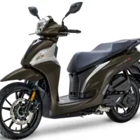 لاکی 200