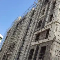 به یک استاد کار آجر و برشکار نما ساختمان