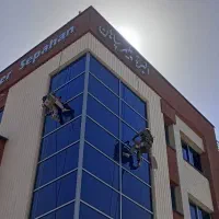 پیچ رولپلاک.نماشویی.شستشو.نانو.کار در ارتفاع طناب