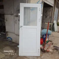 قد ۱۸۵ عرض ۷۵ درب حمام و سرویس