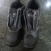 کفش کار|کیف، کفش، کمربند|بروجرد, |دیوار