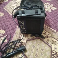 دستگاه بلندگو با میکروفن و کابل و یک چادر مسافرتی