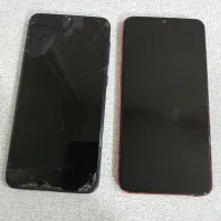 دوتا گوشی یکیش کلا خاموشه یکیش سالمه