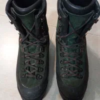 کفش پوتین کوهنوردی اسکارپا 43/5 ایتالیایی