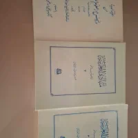 تعدادی کتاب در رشته ادبیات در حد نو