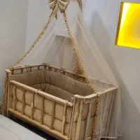 گهواره و تخت کنار مادر نونو|تخت و صندلی بچه|فولادشهر, مسکن مهر فولادشهر|دیوار