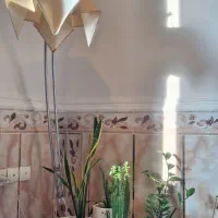 آباژور پایه بلندکنار سالنی