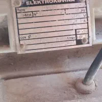 بالابر الکو یوگوسلاوی ۲ اسب elco همراه پایه