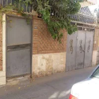 خانه دو طبقه