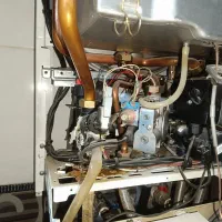 نصب و تعمیر پمپ آب کولر آبی و گازی و پکیج