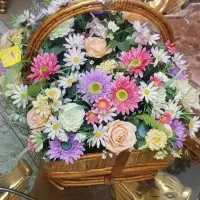 تعدادی سبدباکس گل خارجی وگلدون