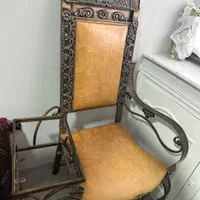 صندلی و میز تلفن