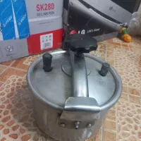 زودپز ۶ لیتری