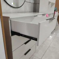 دراور 8کشو و آینه فلزی|جاکفشی، کمد، دراور|قزوین, |دیوار