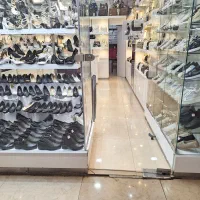 فروشنده کیف و کفش زنانه تمام وقت