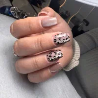 استخدام دستیار ناخن صدرا