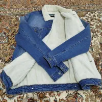 کت لی داخل خز