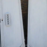 در حیاط|مصالح و تجهیزات ساختمان|بیستون, |دیوار