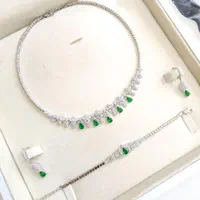 سرویس نقره نگین زمردی و یاقوتی و کبودی
