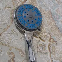 سر دوش حمام