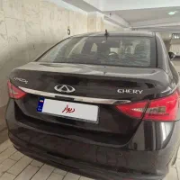 آریزو ۵ لاکچری بی رنگ