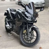 پالس ار اس RS 200