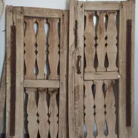 پنجره چوبی