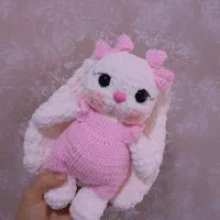عروسک خرگوش بافتنی
