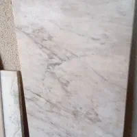 سنگ روی کابینت