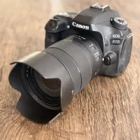 دوربین کانن Canon 80D + کیت لنز USM ۱۸-۱۳۵ اصلی