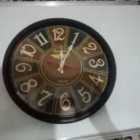 ساعت دیواری