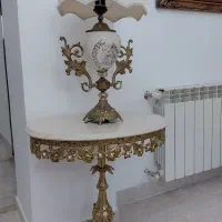 میز برنز با اباژور