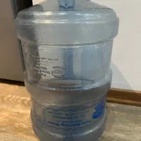 چهار عدد گالن آب