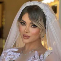 میکاپ و شنیون محفلی وعروس|خدمات آرایشگری و زیبایی|خرم‌آباد, |دیوار