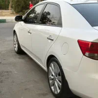 اجاره خودرو سراتو وارداتی تمیز ۲۰۱۵|خودرو اجاره‌ای|تهران, شهرک غرب|دیوار